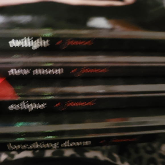 Twilight - Picture 3 of 7